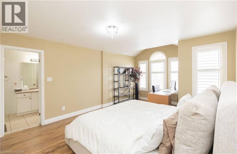73 APPLEBLOSSOM Drive — photo 24 of 28