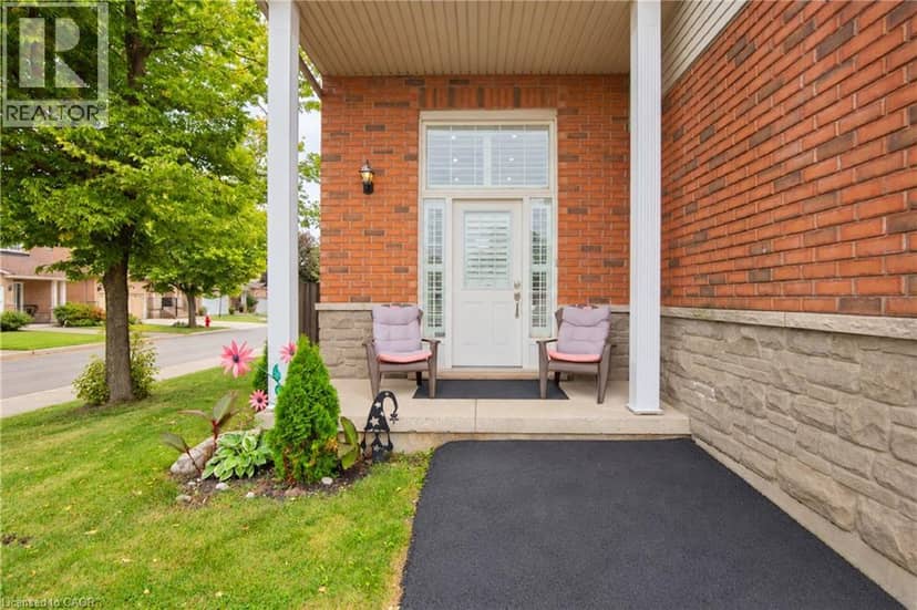 73 APPLEBLOSSOM Drive, Hamilton, photo 3