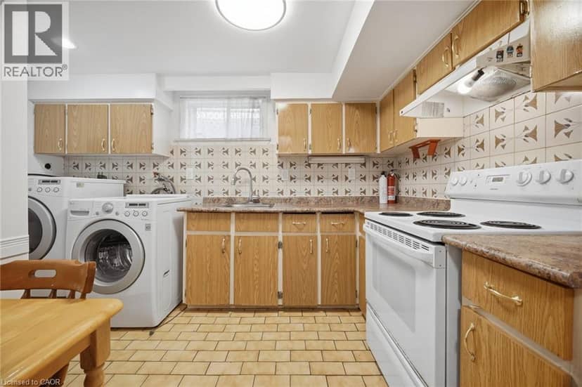 4200 GREYBROOK Crescent — photo 35 of 40