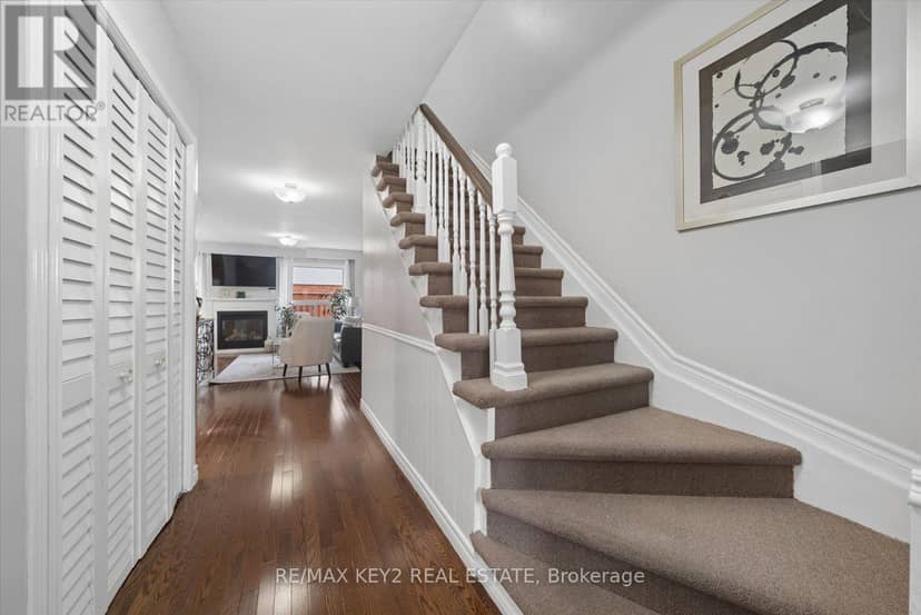 111 - 1975 Rosefield Road, Pickering, photo 5