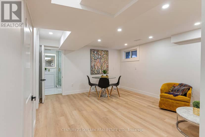 208 Gainsborough Road — photo 36 of 40