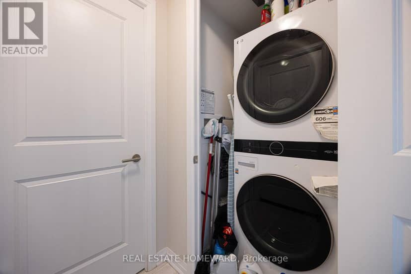 605 - 1630 Queen Street E — photo 21 of 30