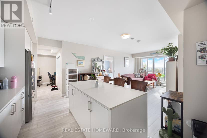 605 - 1630 Queen Street E, Toronto, photo 6