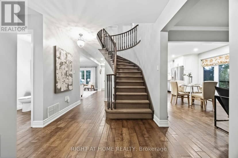 57 Morning Glory Crescent, Whitby, photo 3