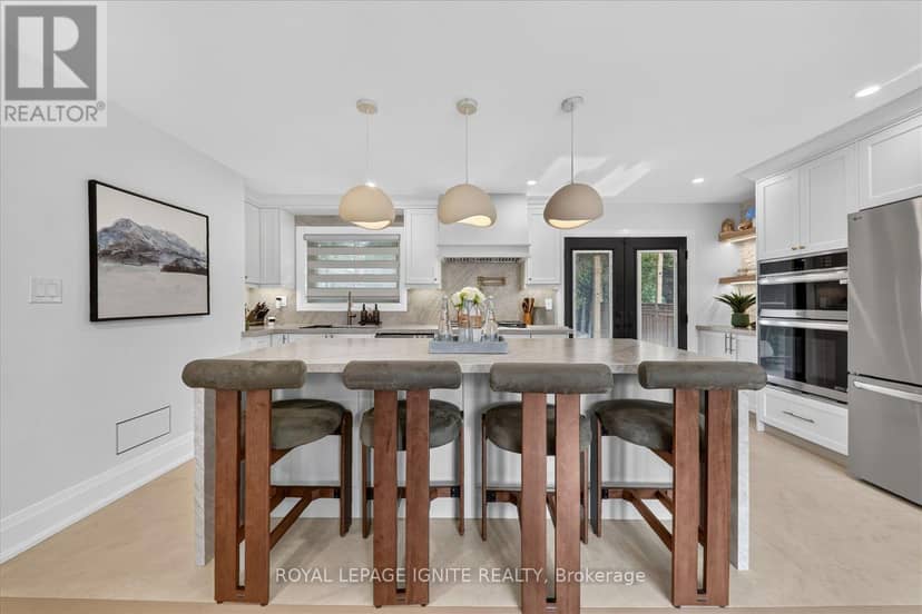 103 Baker Street — photo 14 of 40