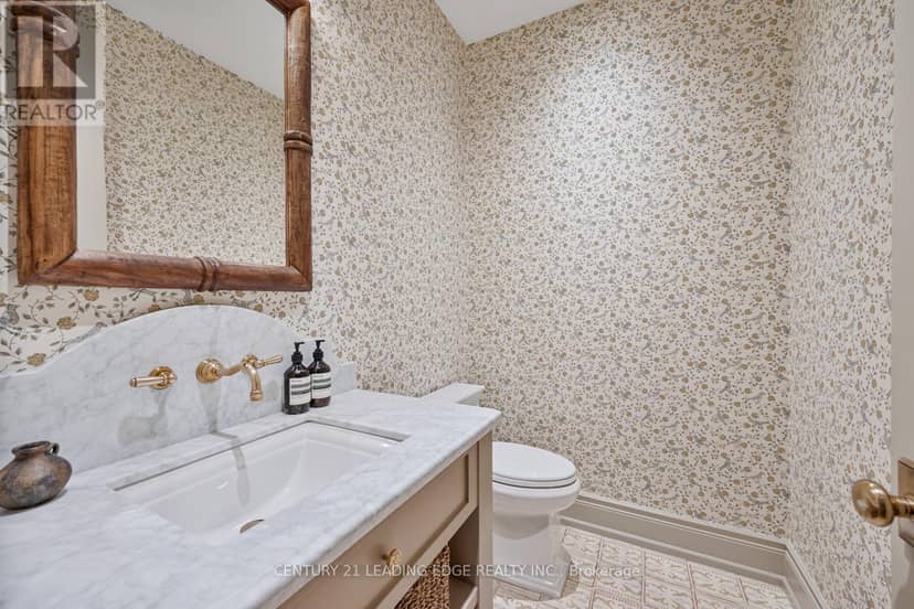 43 Newton Reed Crescent — photo 17 of 40