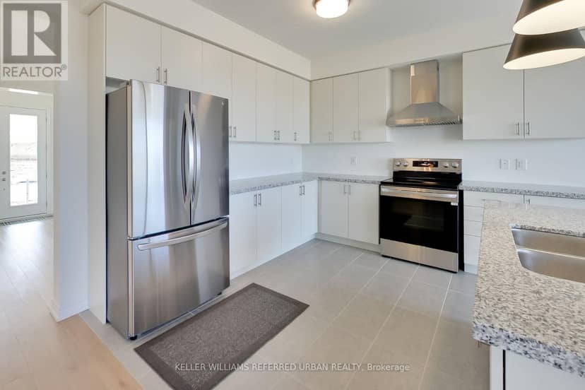 148 Union Boulevard — photo 10 of 40