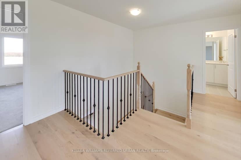 148 Union Boulevard — photo 26 of 40