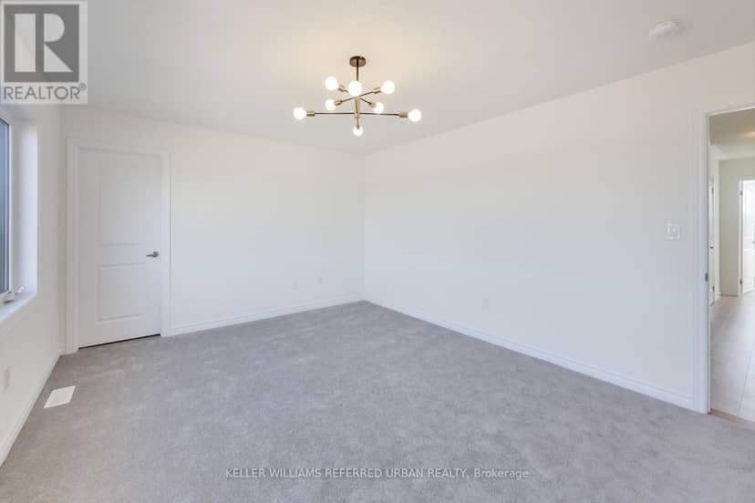 148 Union Boulevard — photo 31 of 40