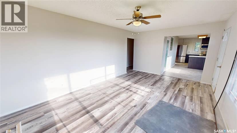 402 Main STREET — photo 19 of 40