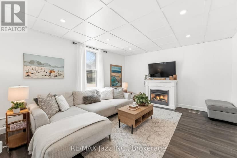 430 Eldon Road — photo 11 of 40