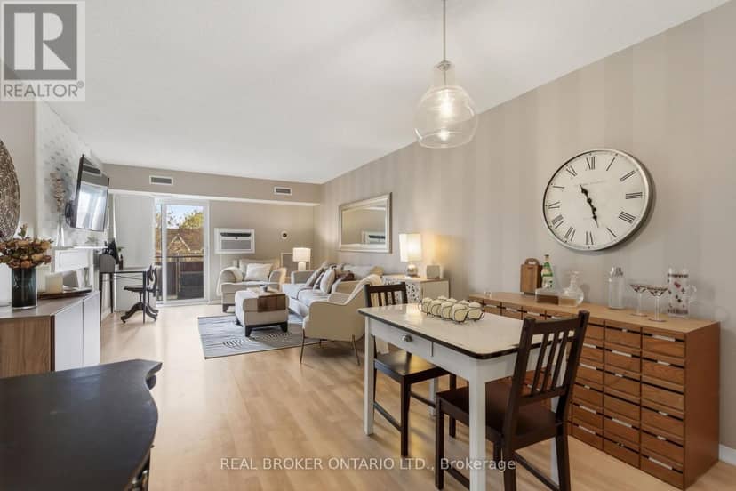 302C - 211 Forum Drive — photo 3 of 20