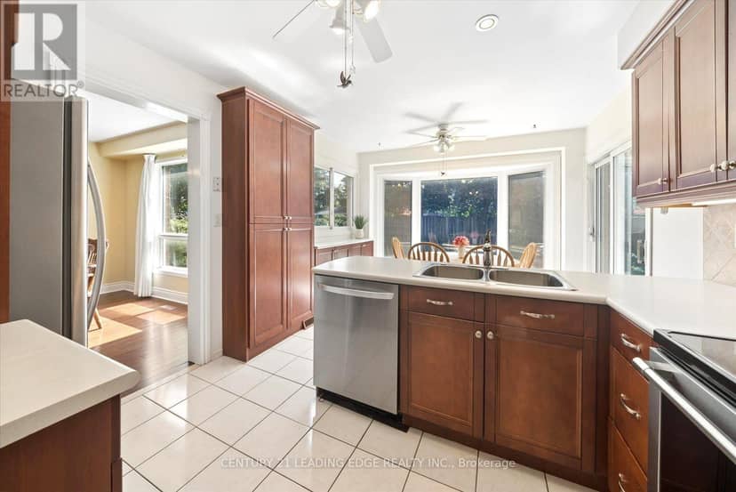 3074 Tours Road — photo 18 of 40