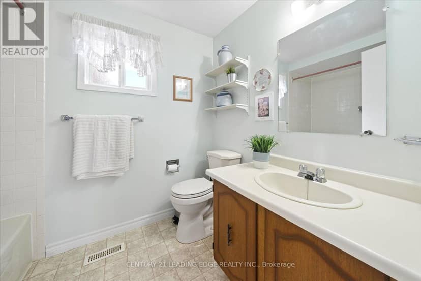 3074 Tours Road — photo 33 of 40