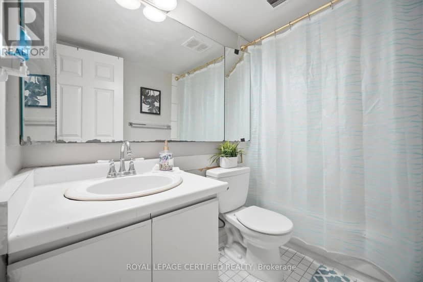 109 - 5 Lisa Street — photo 18 of 27