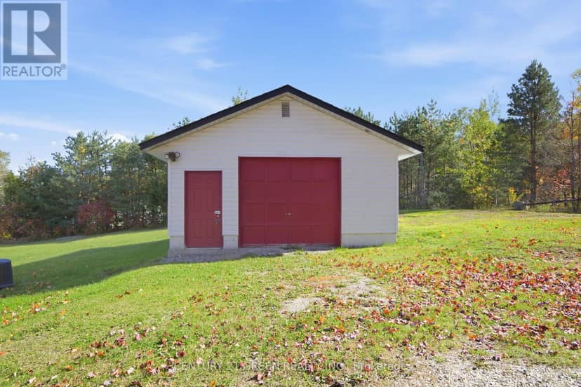 135 Village Street, Hastings Highlands, photo 8