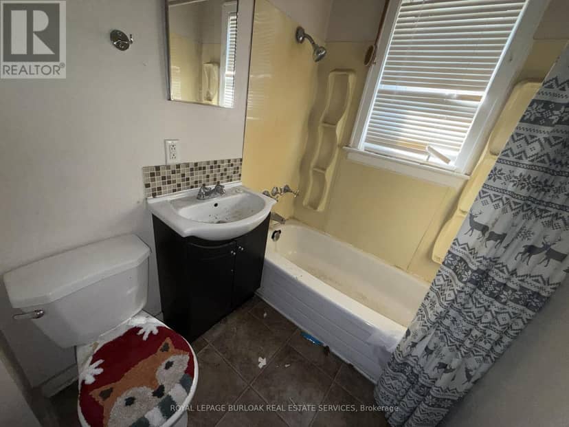 36 Wallace Terrace W — photo 11 of 20