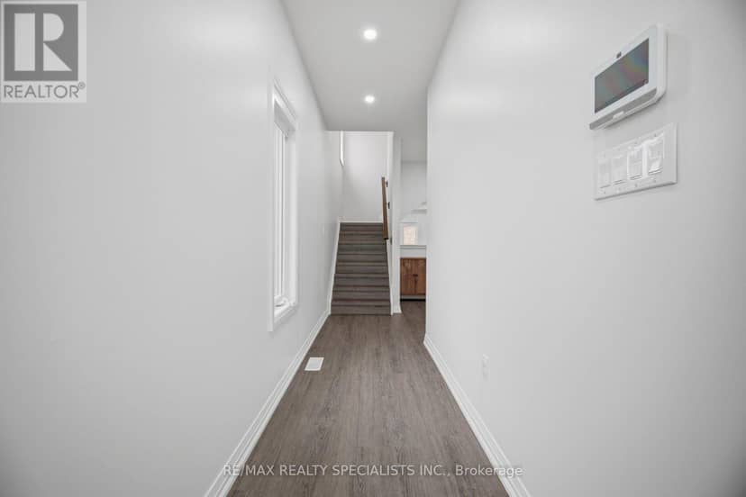 4259 Shuttleworth Drive, Niagara Falls, photo 5