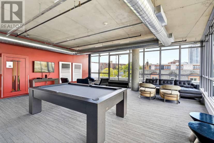 522 1065 Barrington Street — photo 30 of 33