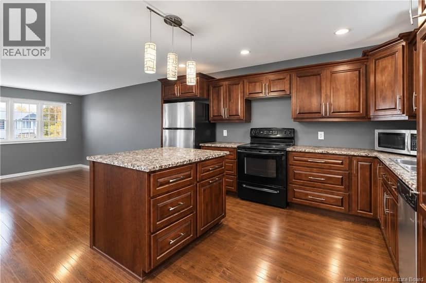 29 Birchfield Street — photo 11 of 27