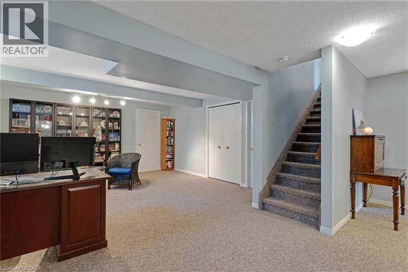 15 ERIN Court — photo 27 of 40