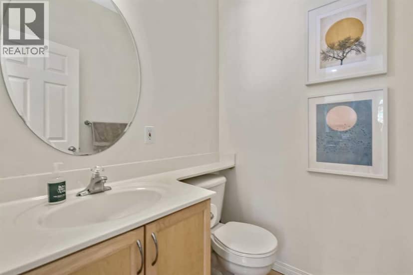 5633 6 Street SW — photo 14 of 40
