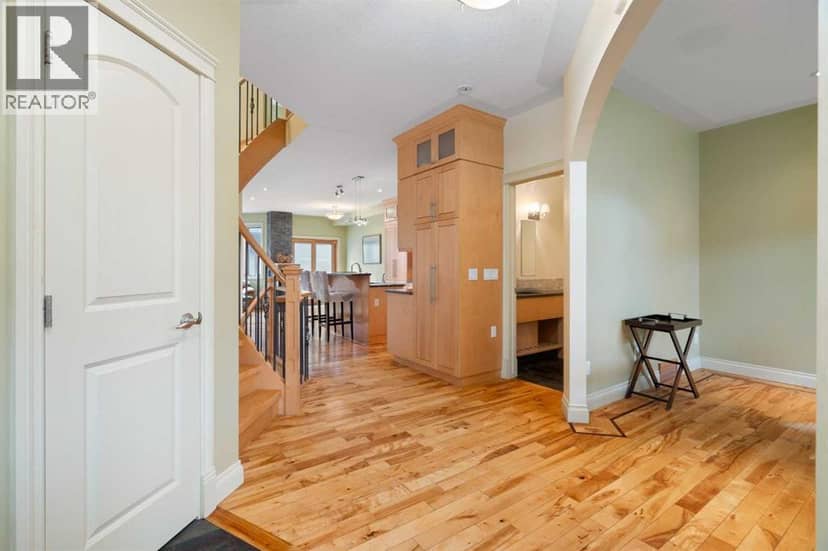 2323 22 Avenue SW, Calgary, photo 6