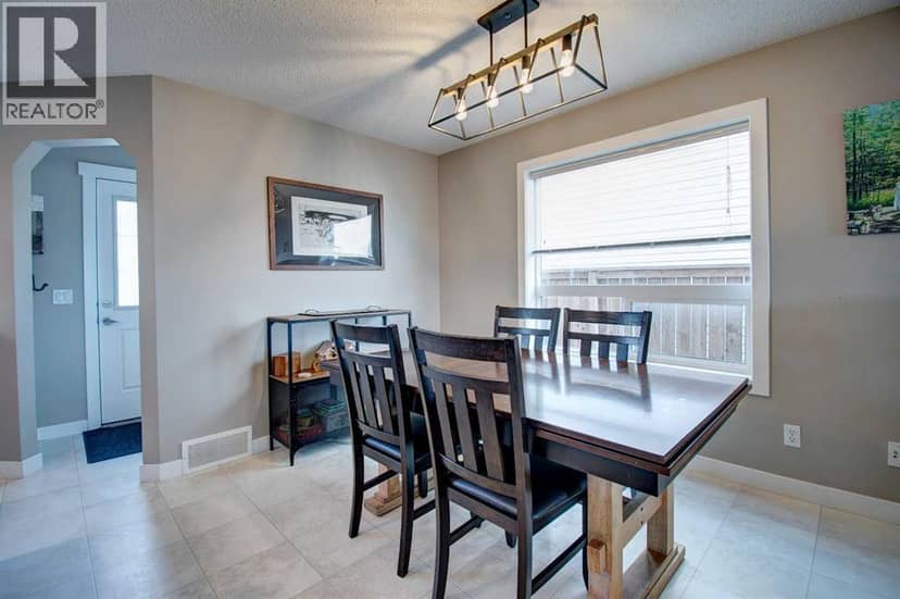 33 Morningside Manor SW, Airdrie, photo 8