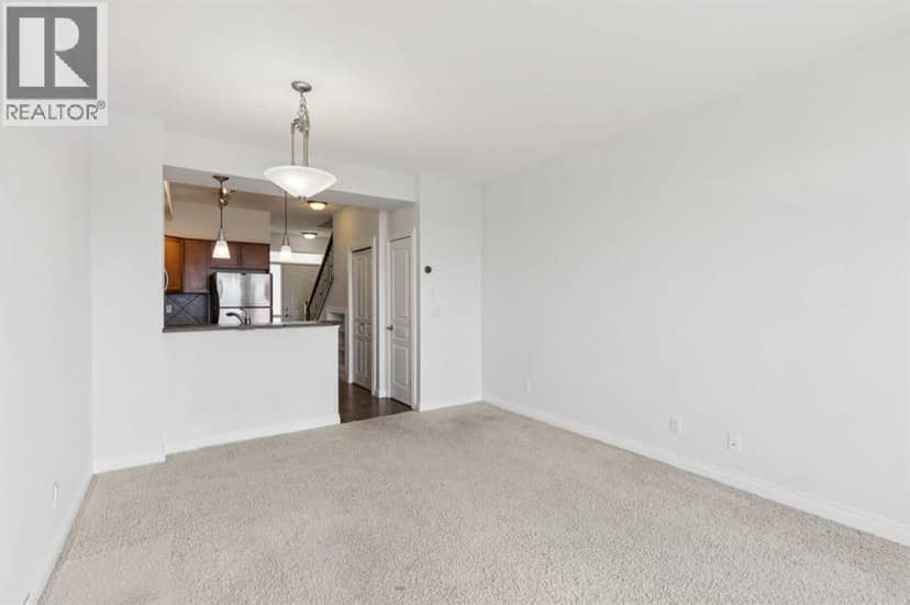 17, 181 Rockyledge View NW — photo 9 of 33