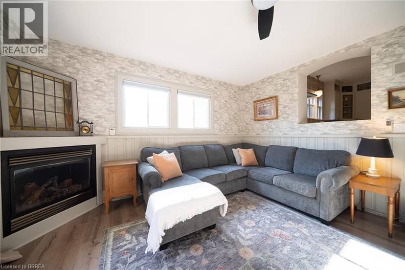 75 WALNUT Street — photo 18 of 40