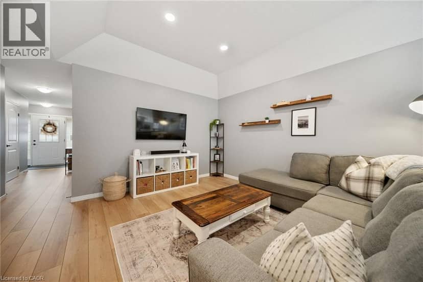 4 BASSWOOD Road — photo 9 of 40