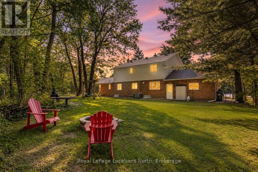 8 Seeley Court, Wasaga Beach, photo 2