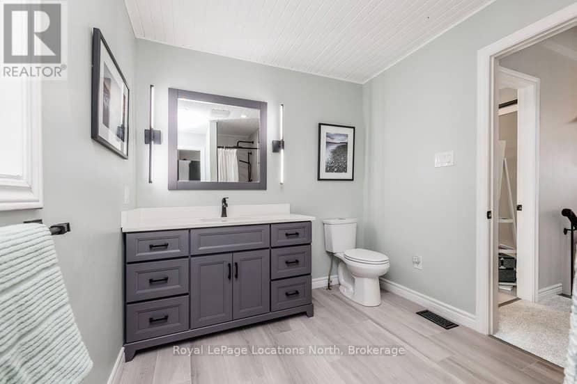8 Seeley Court — photo 28 of 40