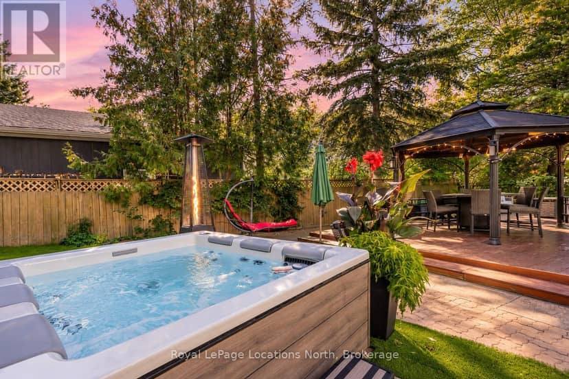 8 Seeley Court, Wasaga Beach, photo 3