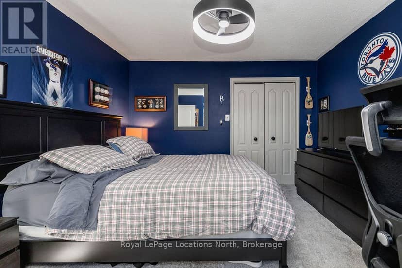 8 Seeley Court — photo 32 of 40