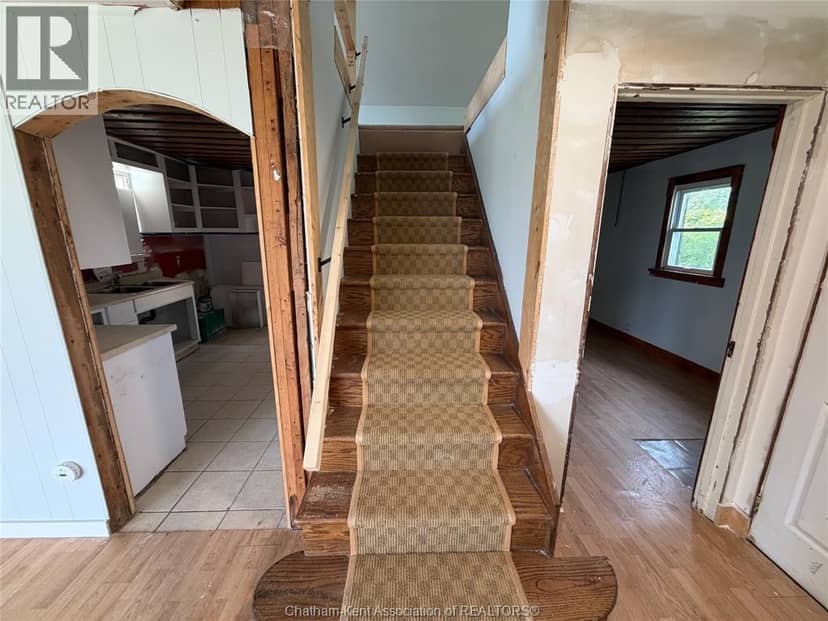 656 MCNAUGHTON AVENUE East — photo 16 of 18