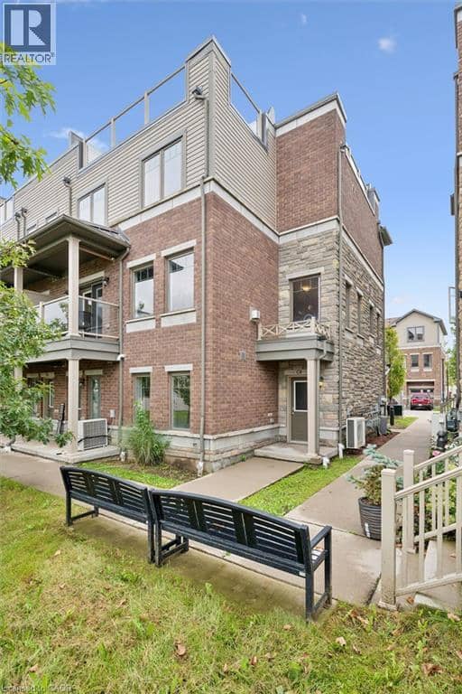 70 WILLOWRUN Drive Unit# #C8, Kitchener, photo 2