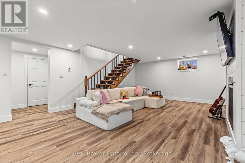 185 Raglan Street — photo 30 of 40