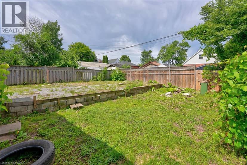 689 BURGESS Avenue, Hamilton, photo 3