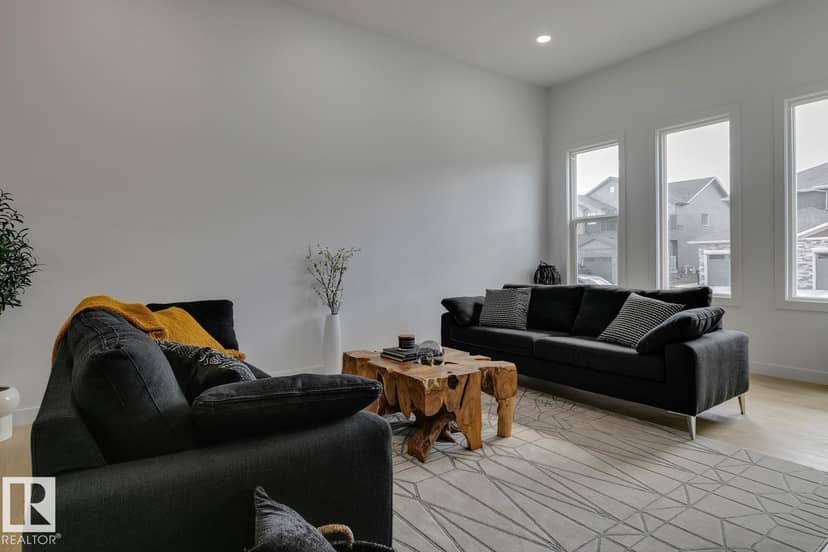 10249 92A AV NW, Morinville, photo 7