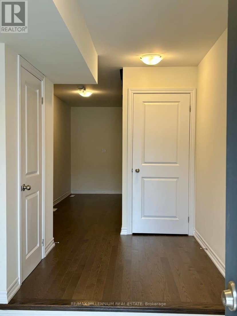 39 Griffith Street, Aurora, photo 4