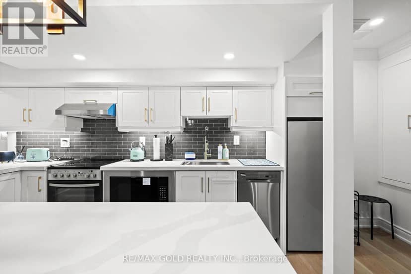 36 Samuel Crescent — photo 29 of 40