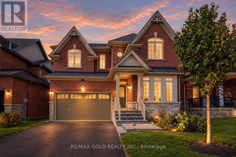 36 Samuel Crescent, Springwater