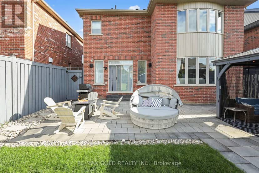 36 Samuel Crescent — photo 35 of 40