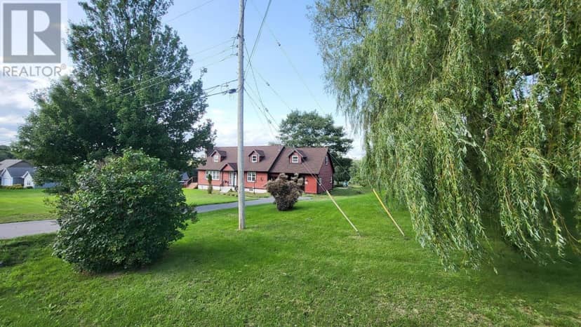424 Gabriel Road, Falmouth, photo 3