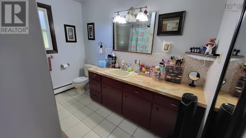 424 Gabriel Road — photo 33 of 40