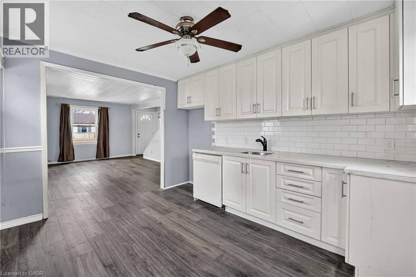 85 GRASS Avenue — photo 8 of 28
