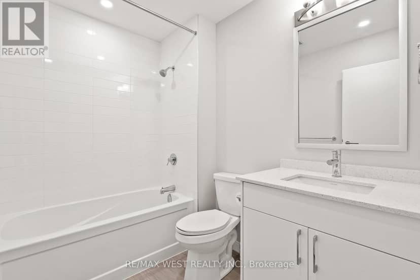 502 - 118 West Street — photo 17 of 20