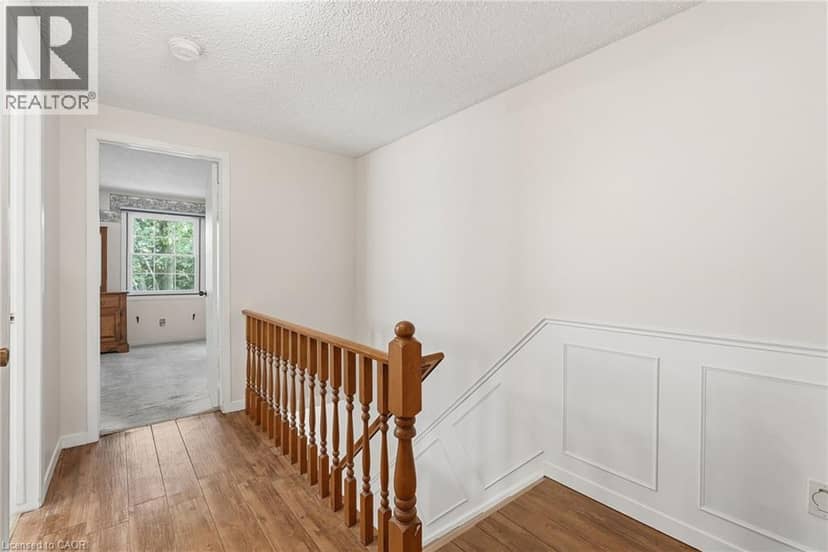 471 KNIGHTSBRIDGE Crescent — photo 26 of 40