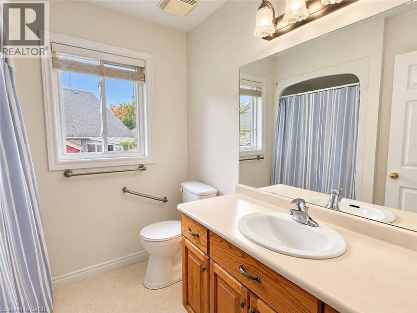113 BRIAR GLEN Court — photo 14 of 40